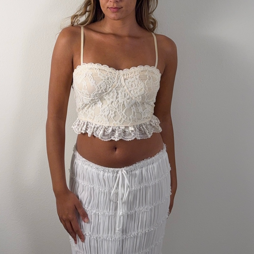 Lulu's Cream Lace Ruffled Cami